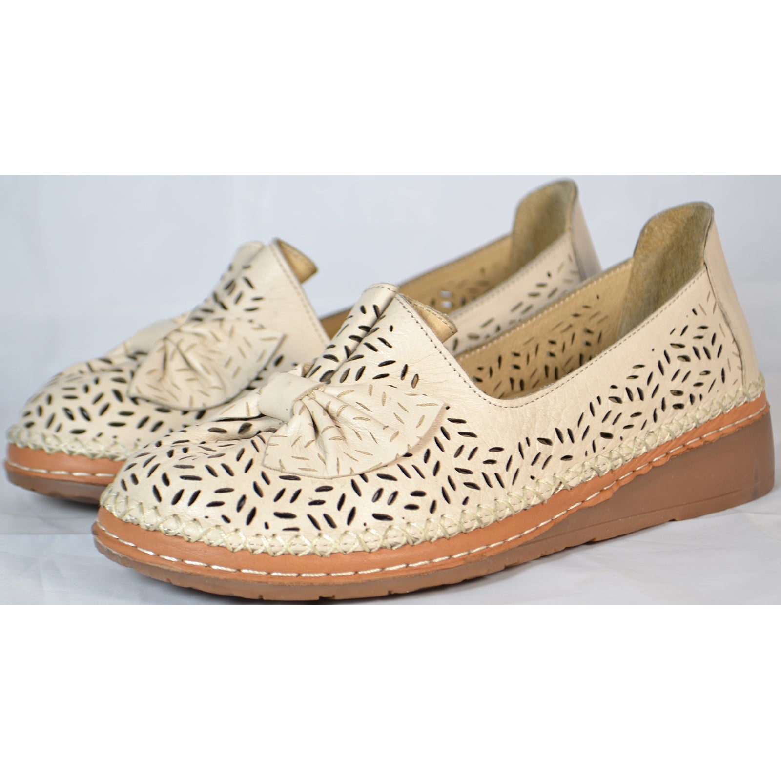 Pantofi Anna Viotti D27-04158 Bej Imagine secundară a produsului