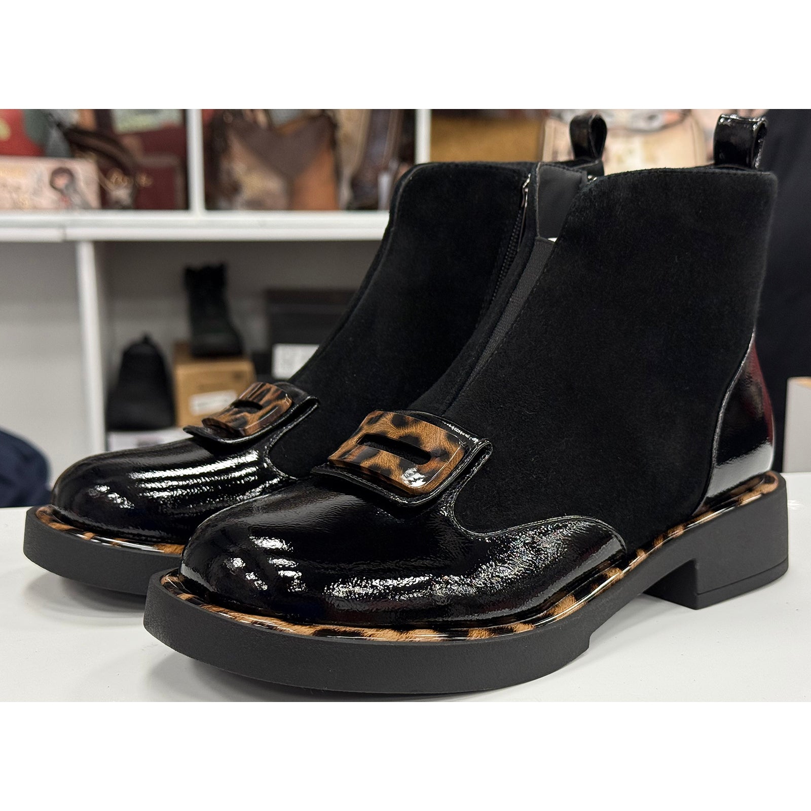 Ghete Epica 3A206-M121B-G575A Black Imagine secundară a produsului
